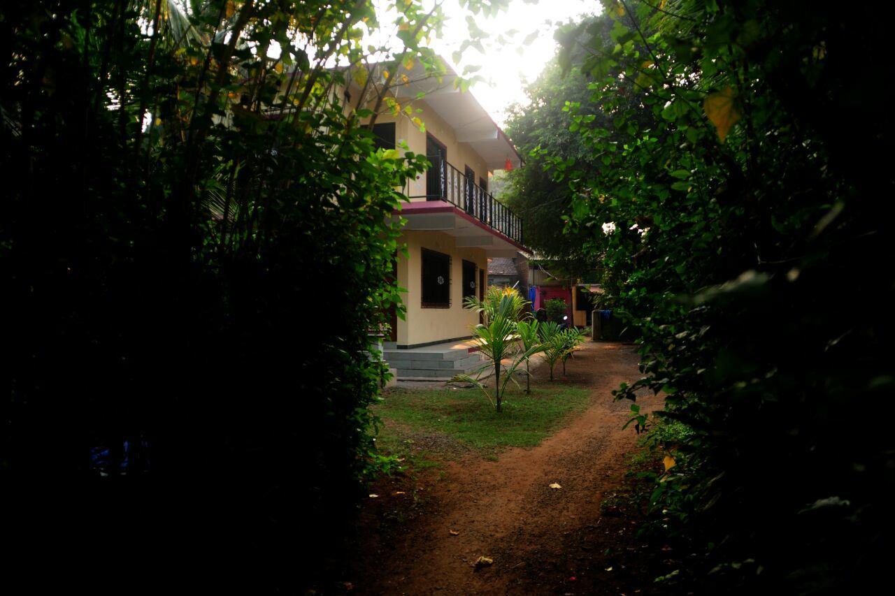 Sai Sneh Holidays Cottage Алибаг Экстерьер фото